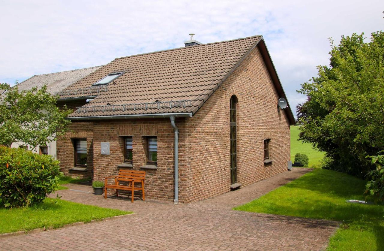 Ferienhaus Eifelnest Scheid  Buitenkant foto